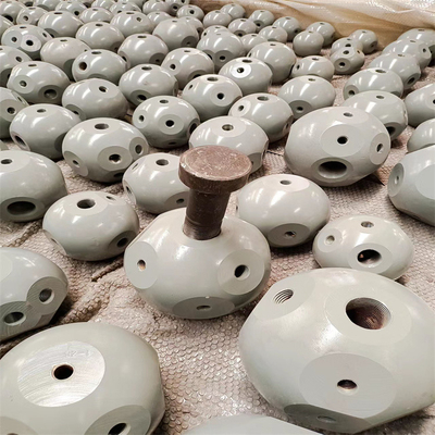 น้ำหนักเบา Q235 Space Grid Ball Joint 950 มม. 820 มม. หลังคาสำหรับหลังคาโครงสร้าง