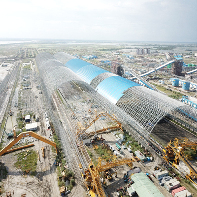 Q345 โครงสร้างโครงเหล็กน้ำหนักเบา 100-300 เมตร Space Frame Grid Large Span