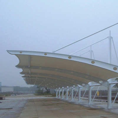 Q235B การออกแบบโครงสร้างผ้าตึง 2.5 มม. 1.5 มม. แผงเมมเบรน Shade Sail