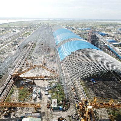 ความเสถียร Q235 โครงสร้างเหล็กพื้นที่เฟรมอาคาร 100-300m สำหรับการจัดเก็บถ่านหิน