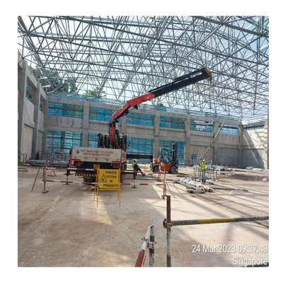 Q345 S355JR หรือ Q235 S235JR สแตนเลสสเปซเฟรมโน้ดสําหรับการก่อสร้างโครงสร้างสแตนเลส
