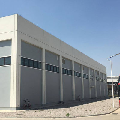 อาคารโครงสร้างเหล็กเบาสำหรับสนามขี่ม้าในร่ม