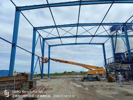Q355 หลังคาโกดังเหล็กสำหรับอาคารช่วงใหญ่